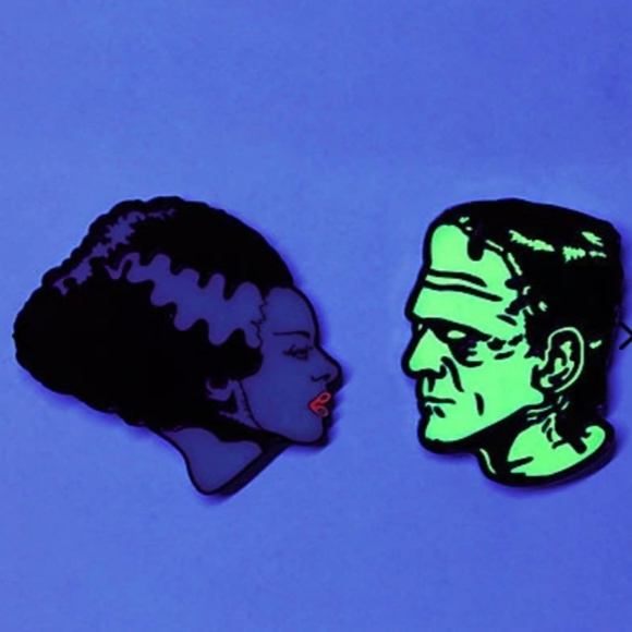 Monsters Bride & Frankenstein G.I.T.D Enamel 2 Pk - Picture 2 of 3